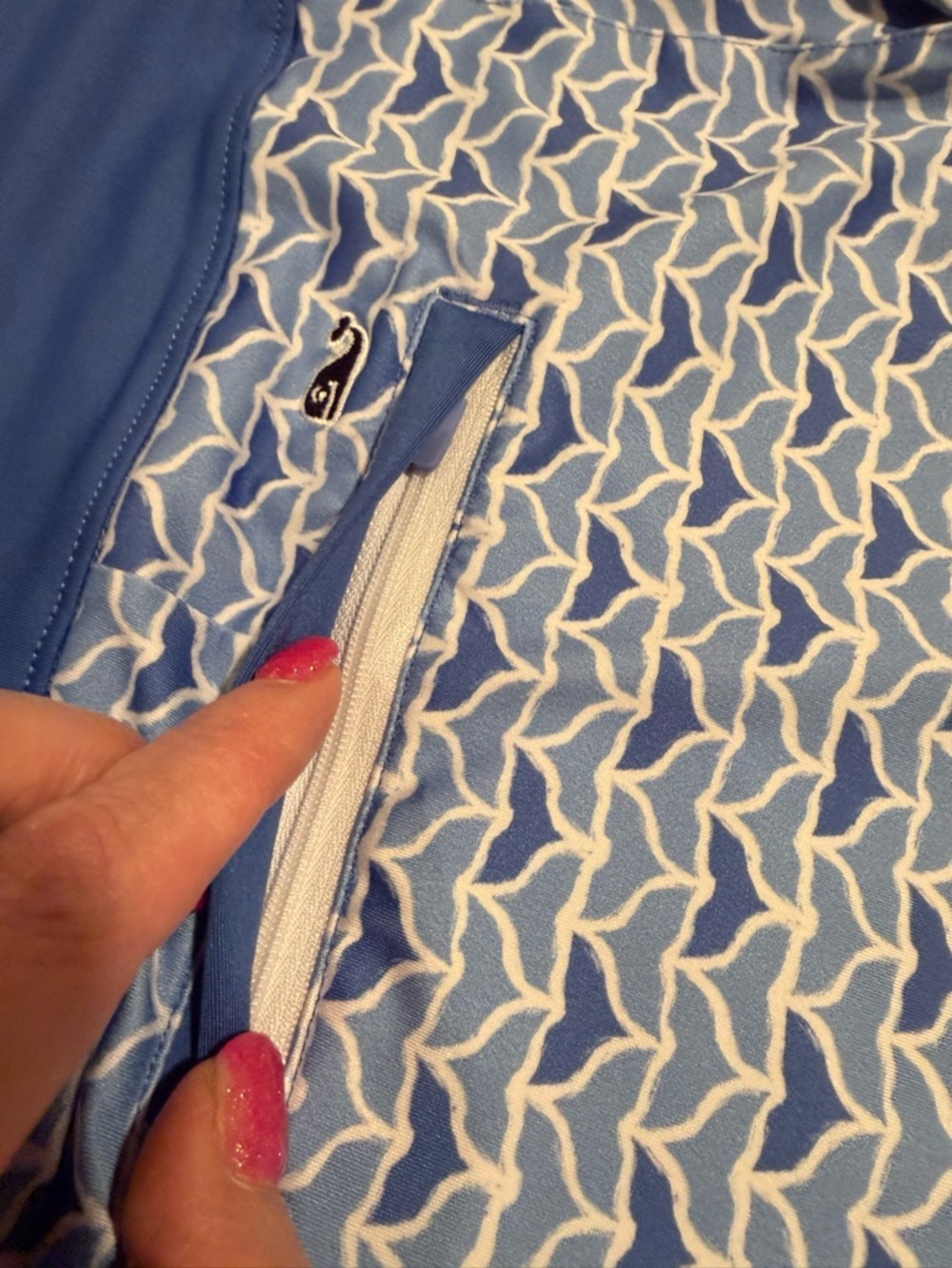 Vineyard vines performance woman’s athleticc skort with whale fin size Large - Picture 9 of 11